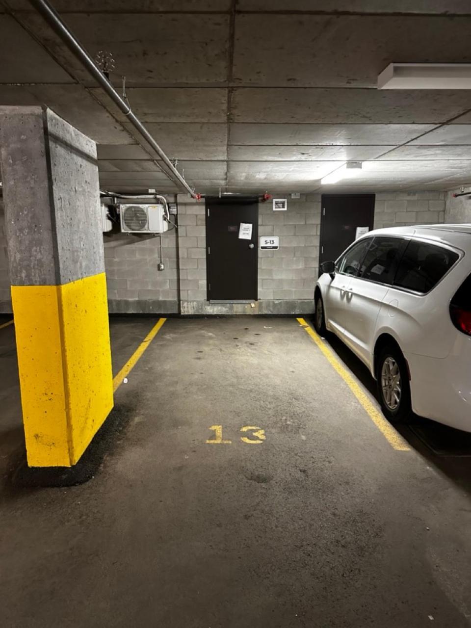 Initial / Cinéma +Parking / Centre-ville de Québec Esterno foto